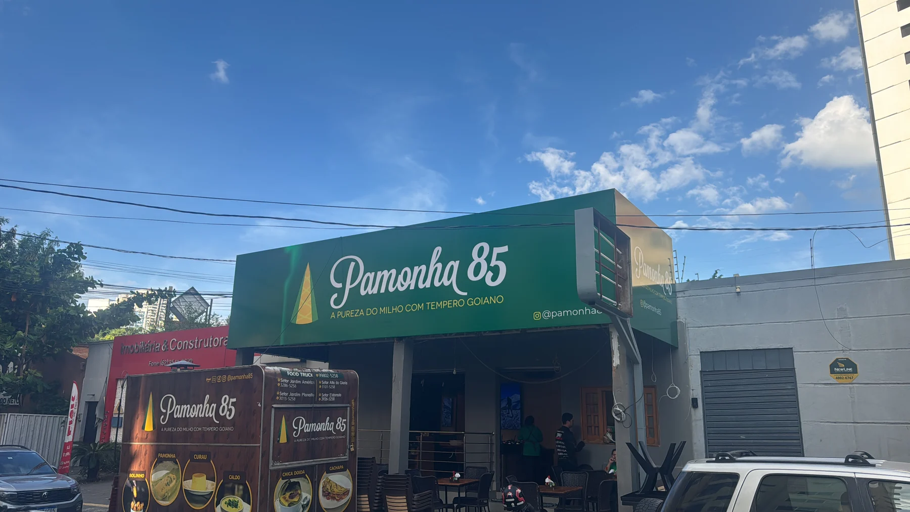 Referência visual: Fachada — Pamonha 85